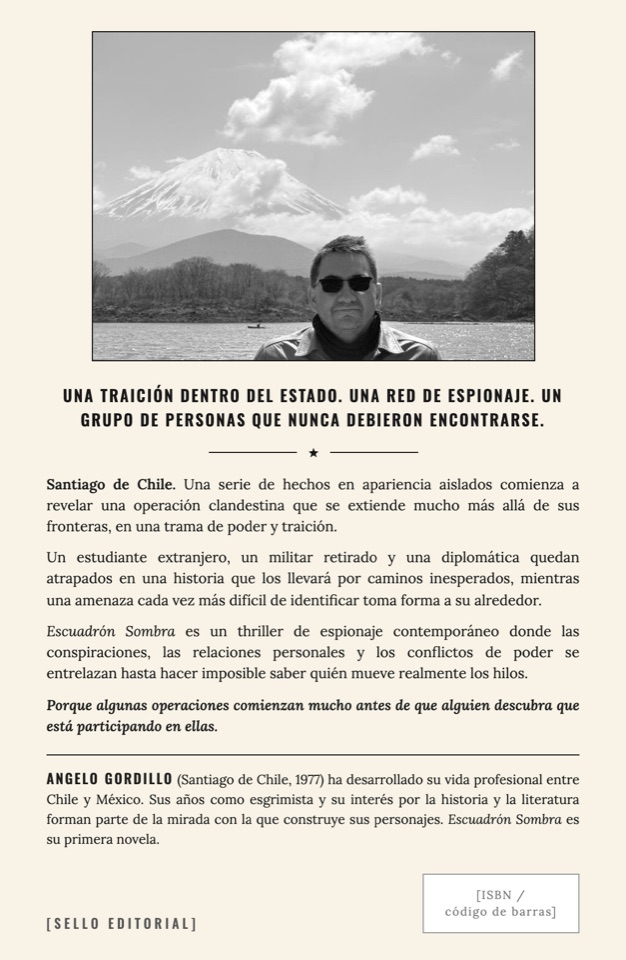 Contraportada de Escuadrón Sombra, con sinopsis y biografía del autor